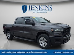 2026 Ram 1500 TRADESMAN CREW CAB 4X2 5'7 BOX Pickup