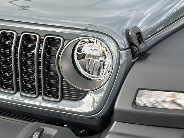 2025 Jeep Wrangler 4-Door Sport - Photo 12