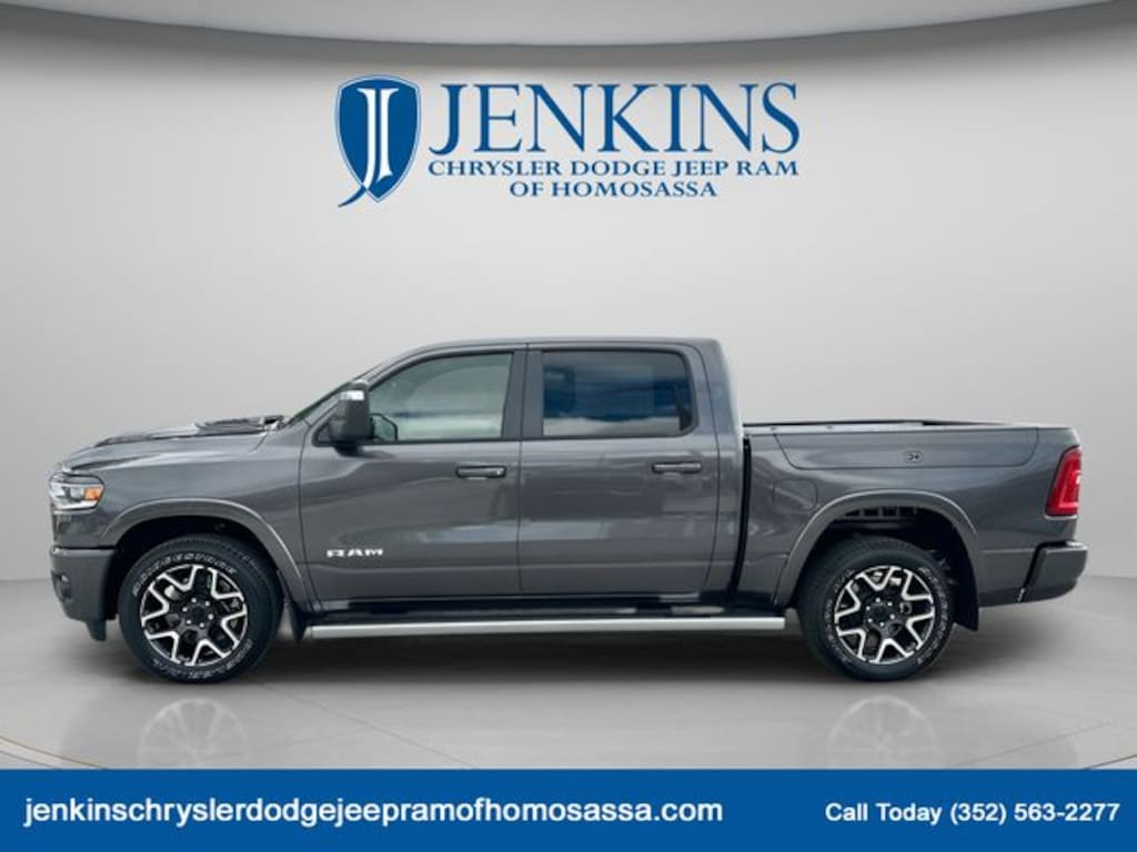 New 2026 Ram 1500 LARAMIE CREW CAB 4X4 5'7 BOX Pickup