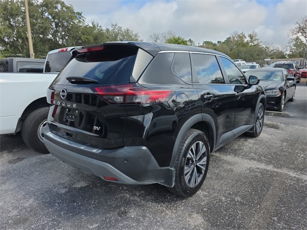 Used 2022 Nissan Rogue SV SUV