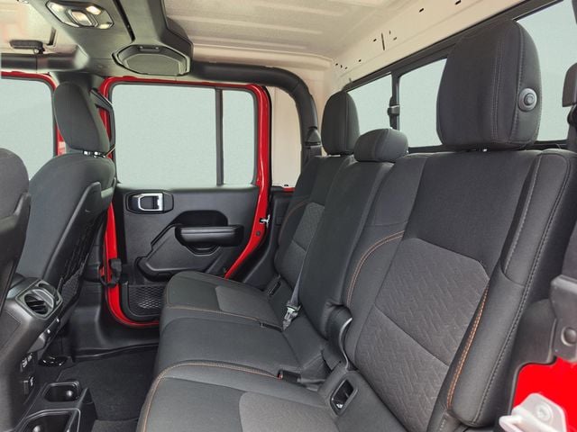 2021 Jeep Gladiator Mojave - Photo 18