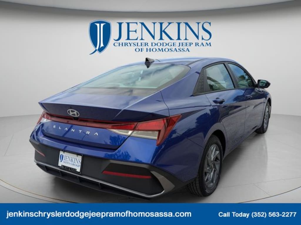 Used 2024 Hyundai Elantra SEL Sedan