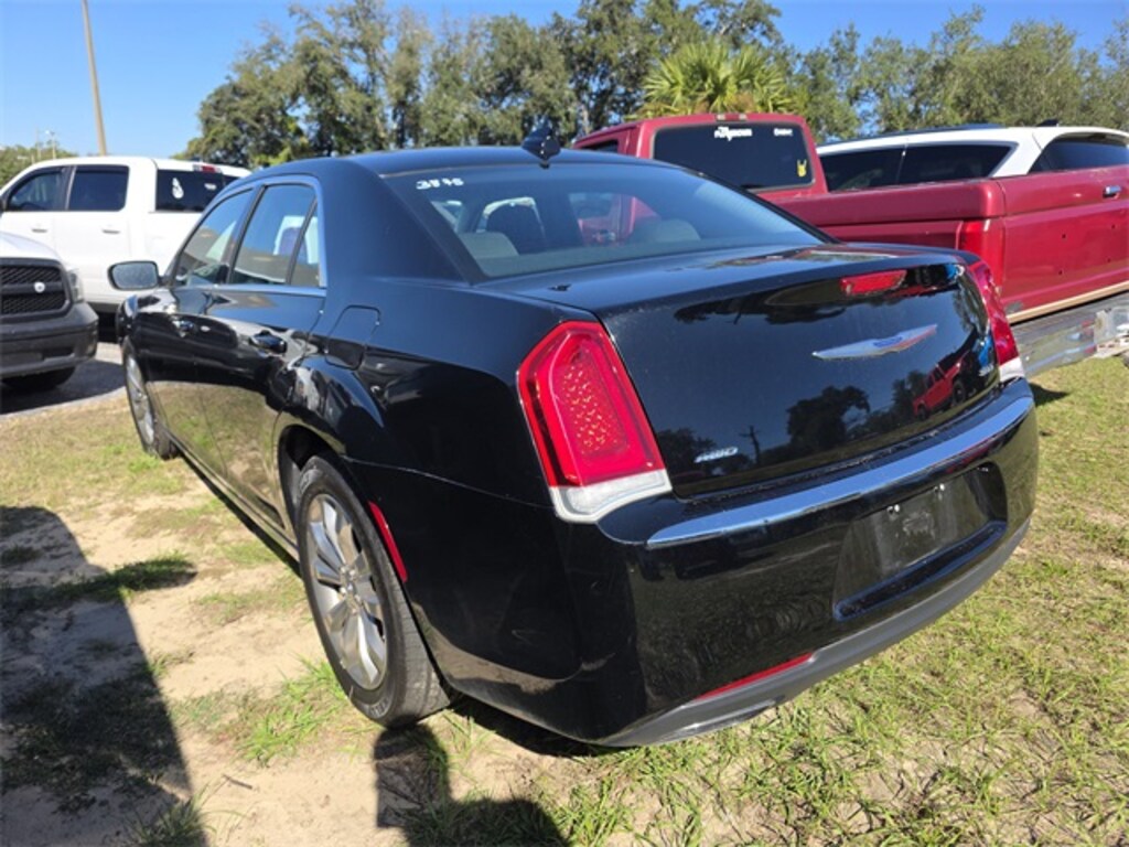 Used 2022 Chrysler 300 Touring Sedan