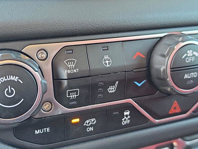 2024 Jeep Wrangler 4-Door Rubicon 392 - Photo 32