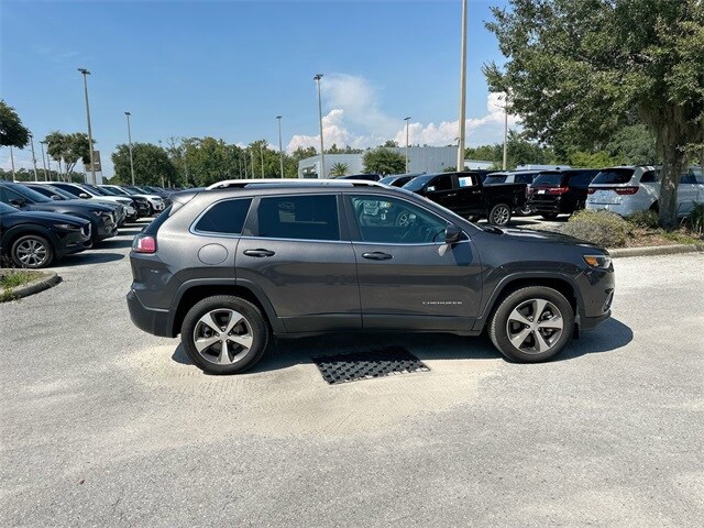 2021 Jeep Cherokee Limited photo 2