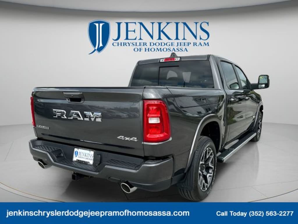 New 2026 Ram 1500 LARAMIE CREW CAB 4X4 5'7 BOX Pickup