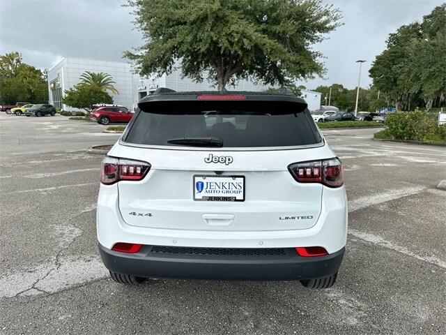 2025 Jeep Compass Limited photo 3