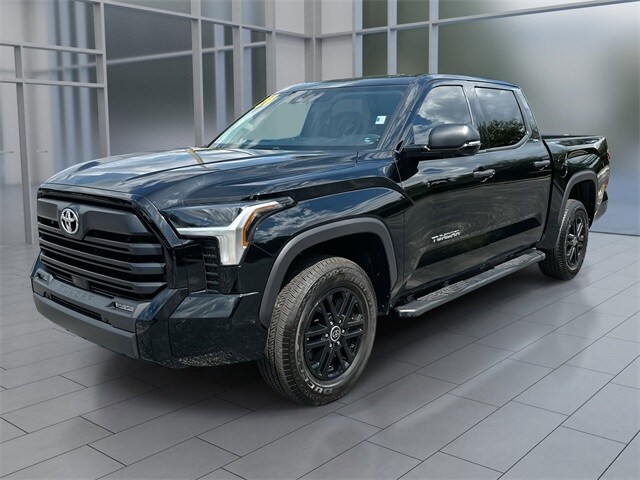 2024 Toyota Tundra SR5 CrewMax photo 2