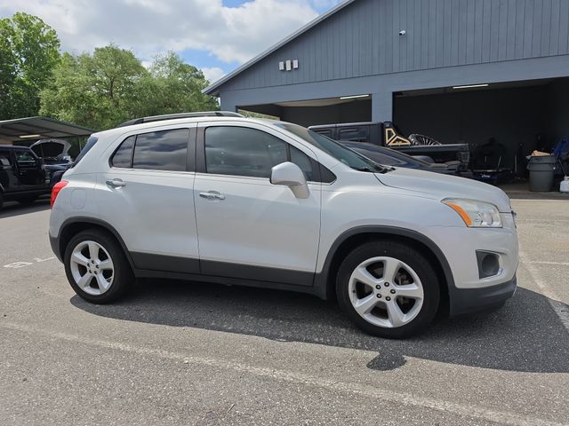 Used 2016 Chevrolet Trax LTZ with VIN 3GNCJMSB7GL275787 for sale in Homosassa, FL