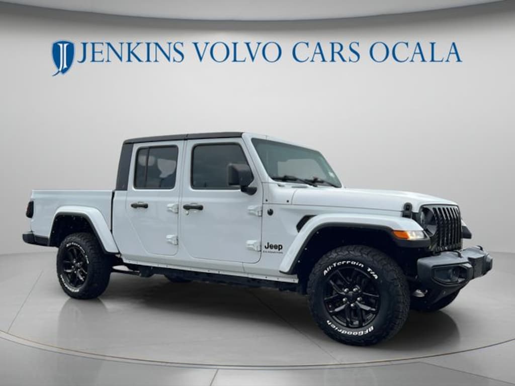 Used 2022 Jeep Gladiator Sport Truck Crew Cab