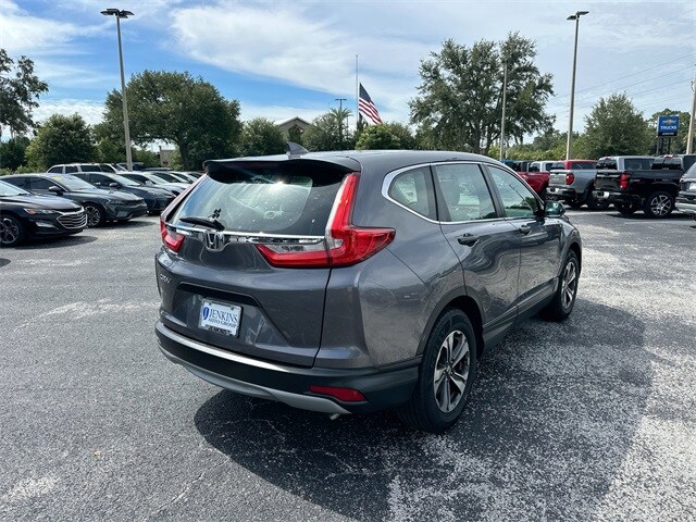 2017 Honda CR-V LX photo 4