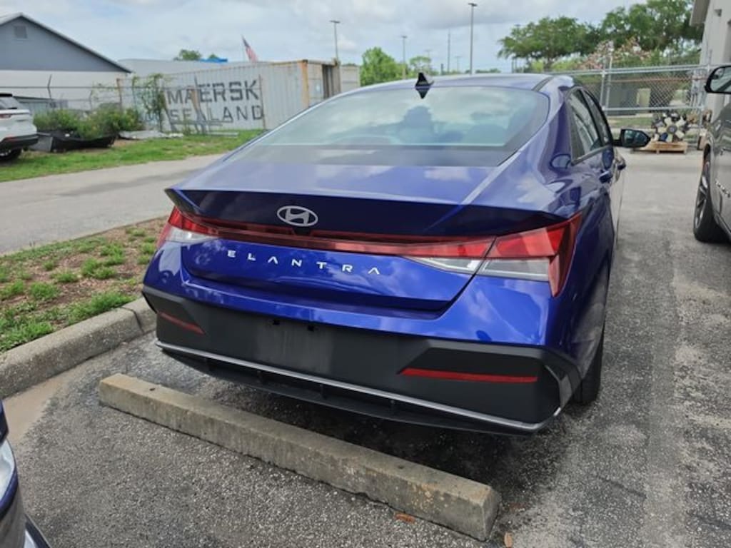 Used 2024 Hyundai Elantra SEL Sedan