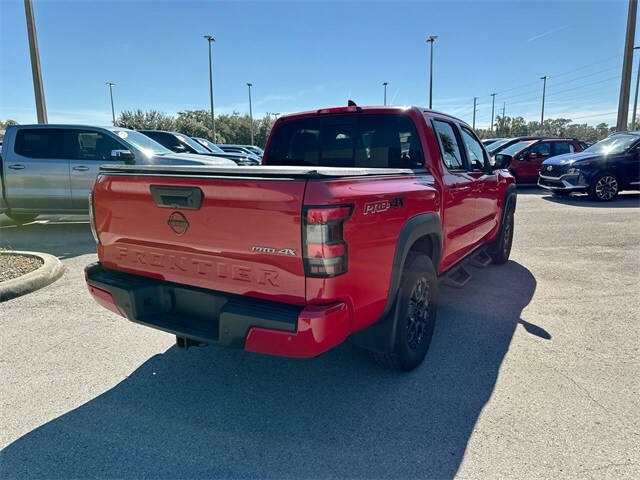 2022 Nissan Frontier PRO-4X photo 3