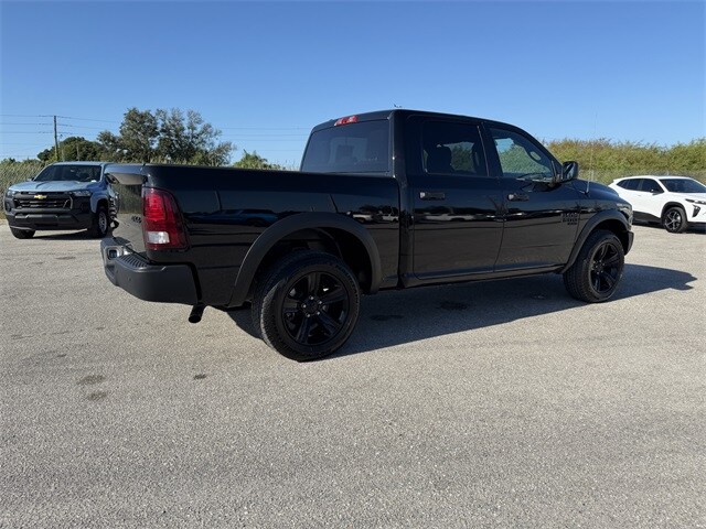 2024 Ram 1500 Classic SLT photo 3