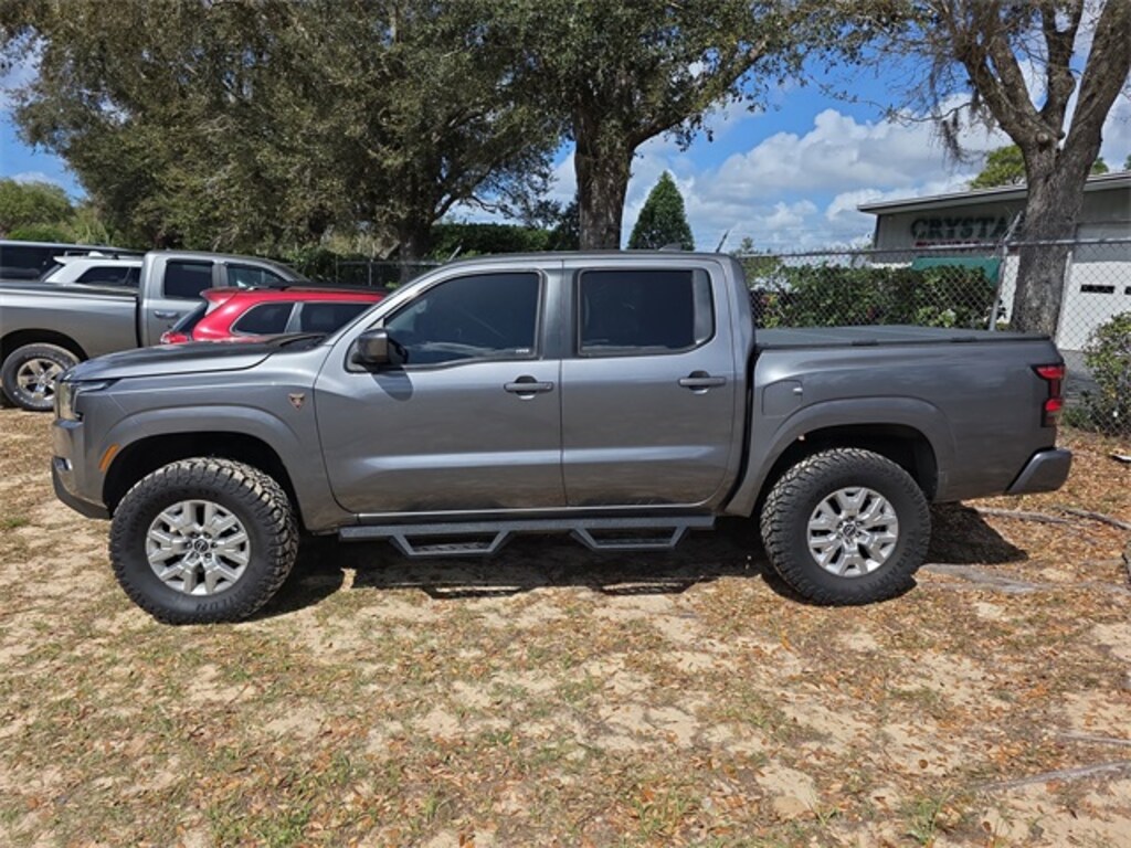 Used 2022 Nissan Frontier SV Truck Crew Cab