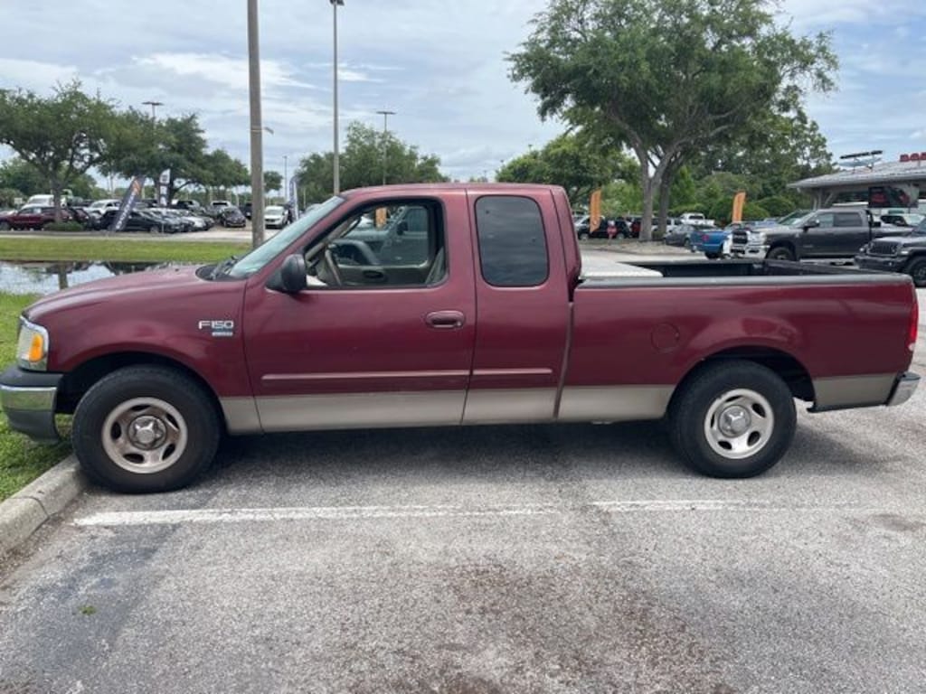 Used 2003 Ford F-150 Lariat Truck Super Cab
