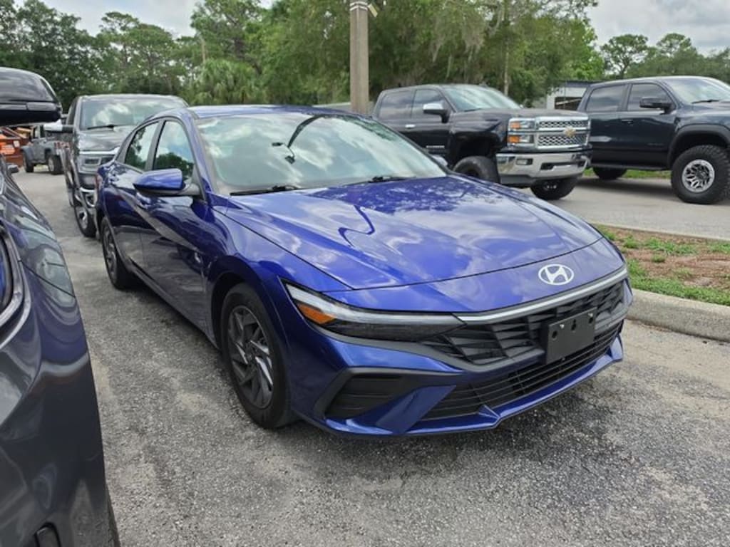 Used 2024 Hyundai Elantra SEL Sedan