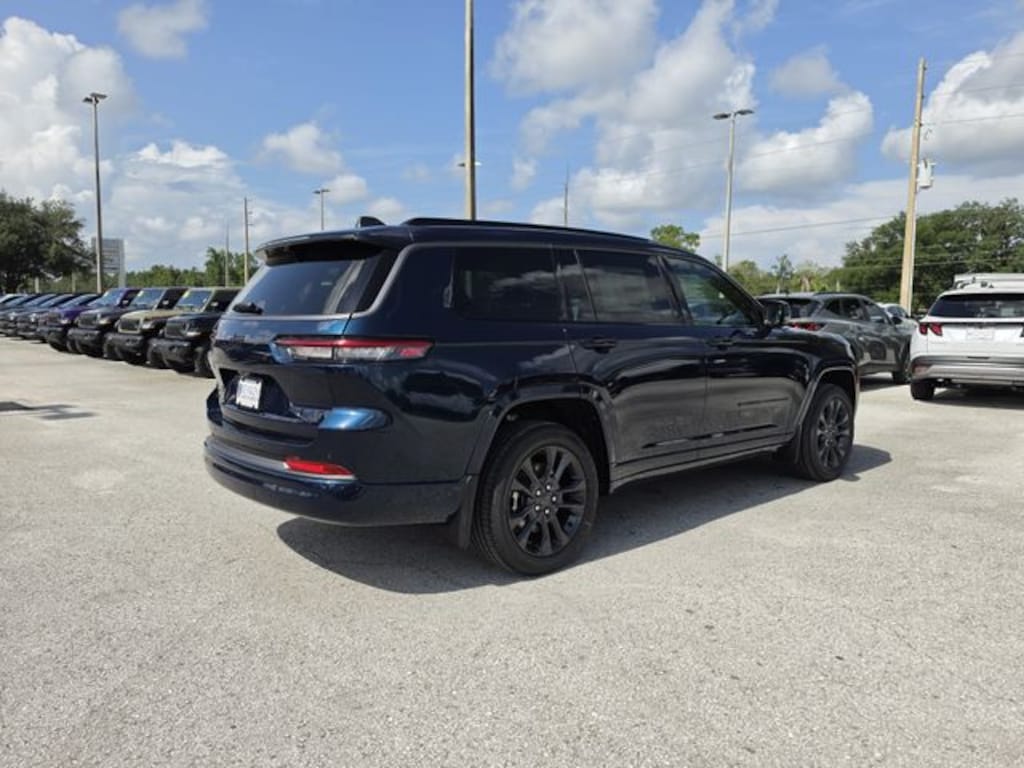 New 2026 Jeep Grand Cherokee L LIMITED RESERVE 4X4 Sport Utility