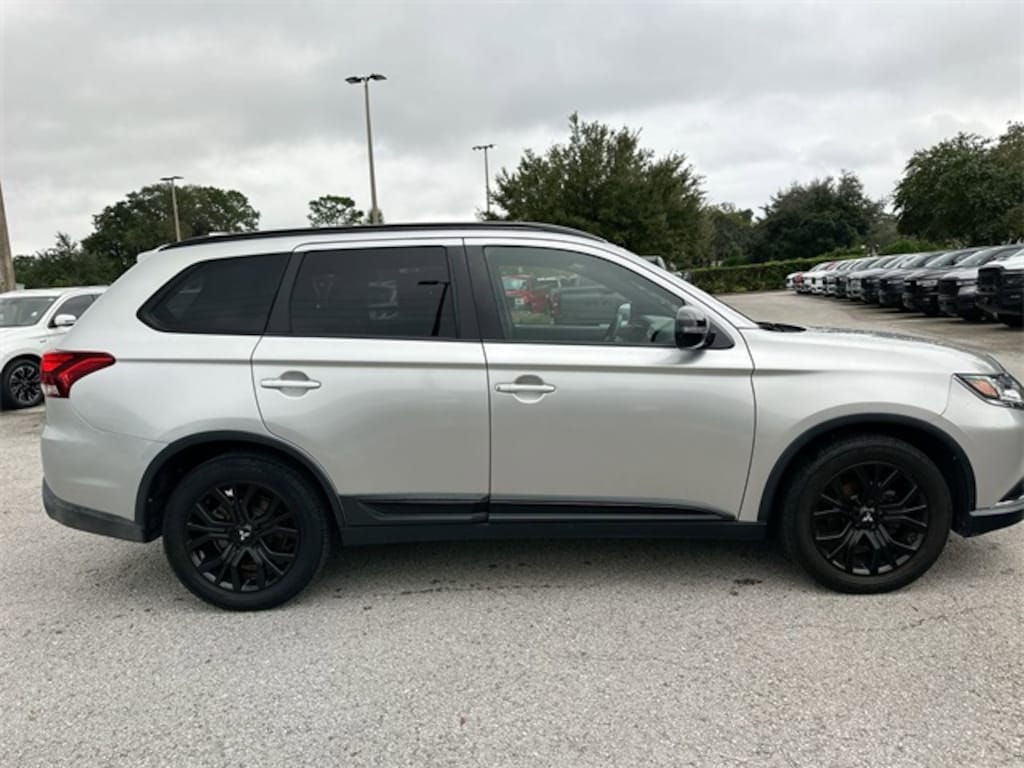 Used 2019 Mitsubishi Outlander  CUV
