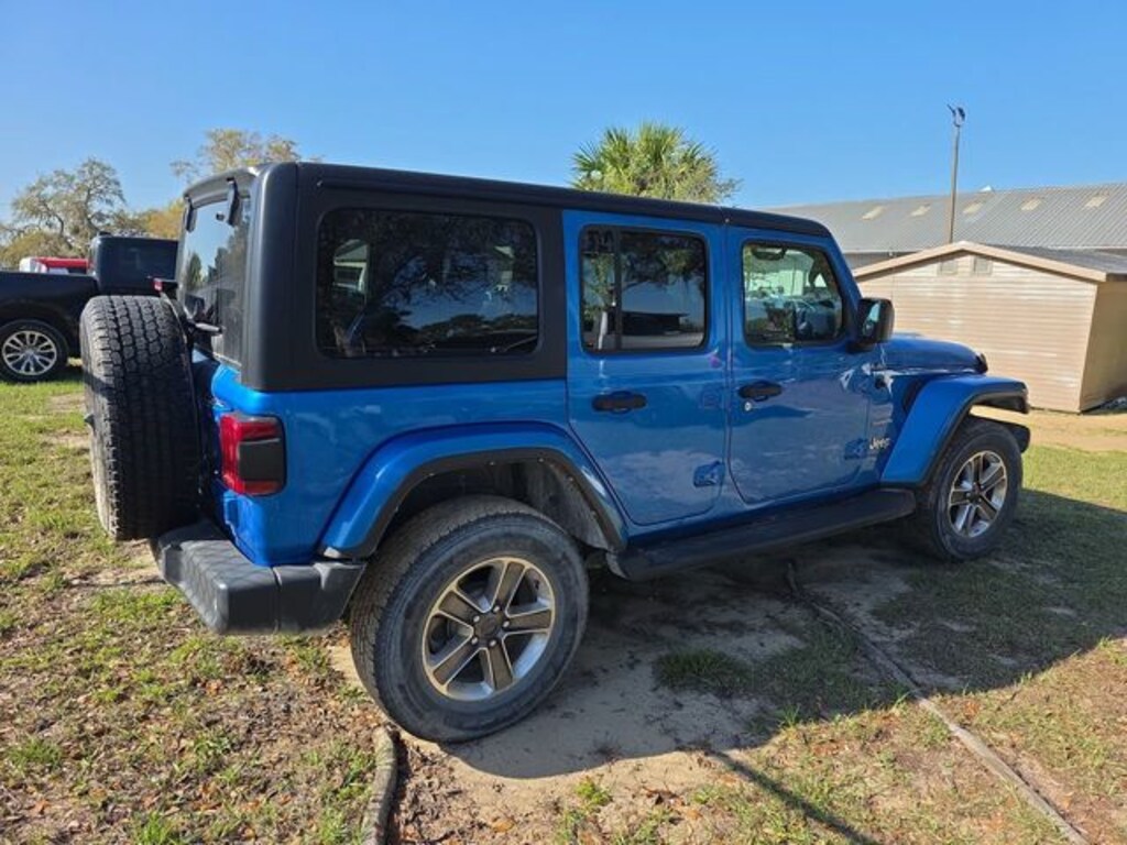 Used 2022 Jeep Wrangler Unlimited Sahara SUV