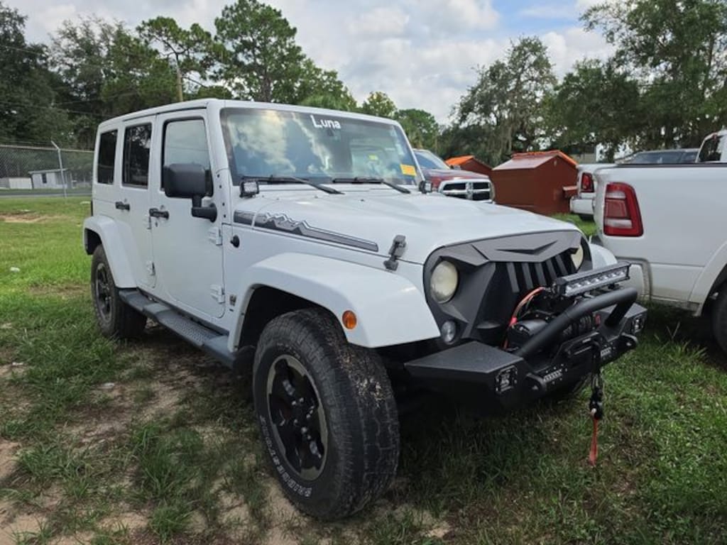 Used 2014 Jeep Wrangler Unlimited Sahara 4x4 SUV