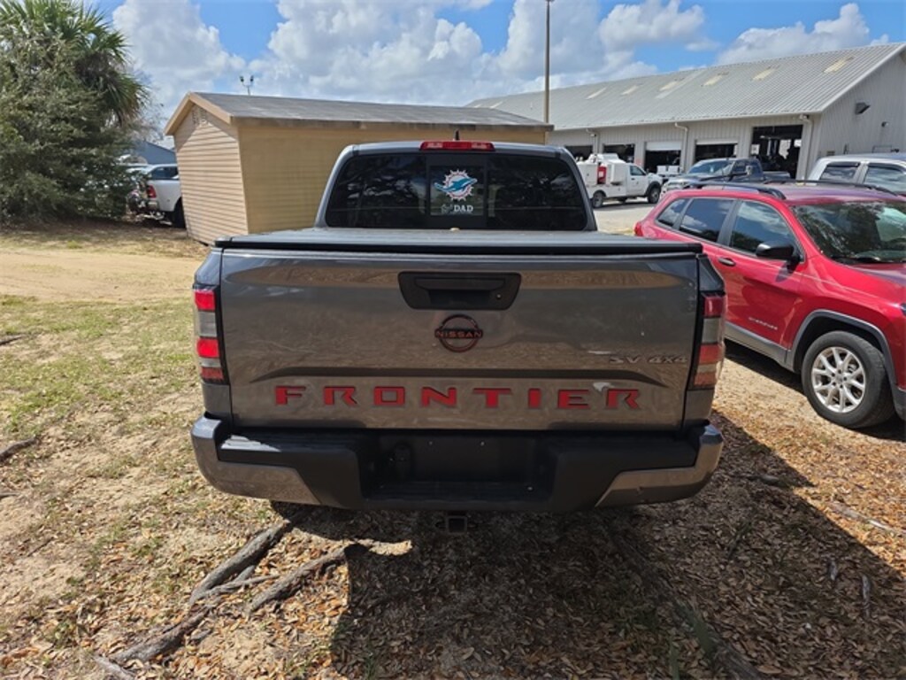 Used 2022 Nissan Frontier SV Truck Crew Cab