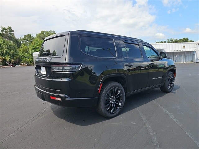 2024 Jeep Grand Wagoneer III photo 4