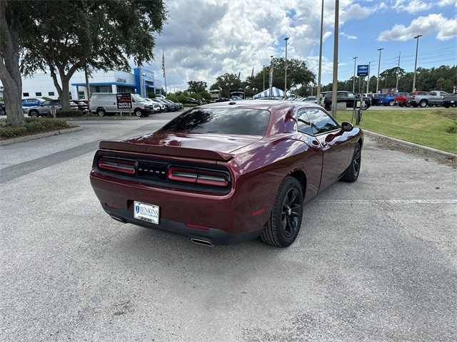 2021 Dodge Challenger SXT photo 4