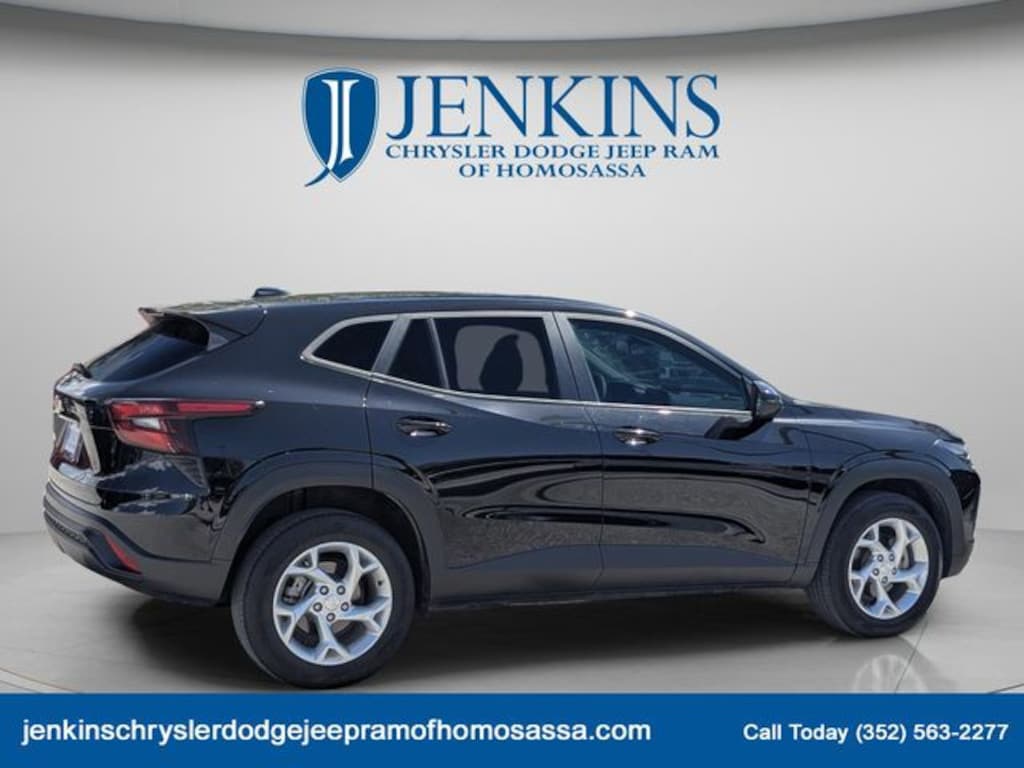 Used 2024 Chevrolet Trax LS SUV