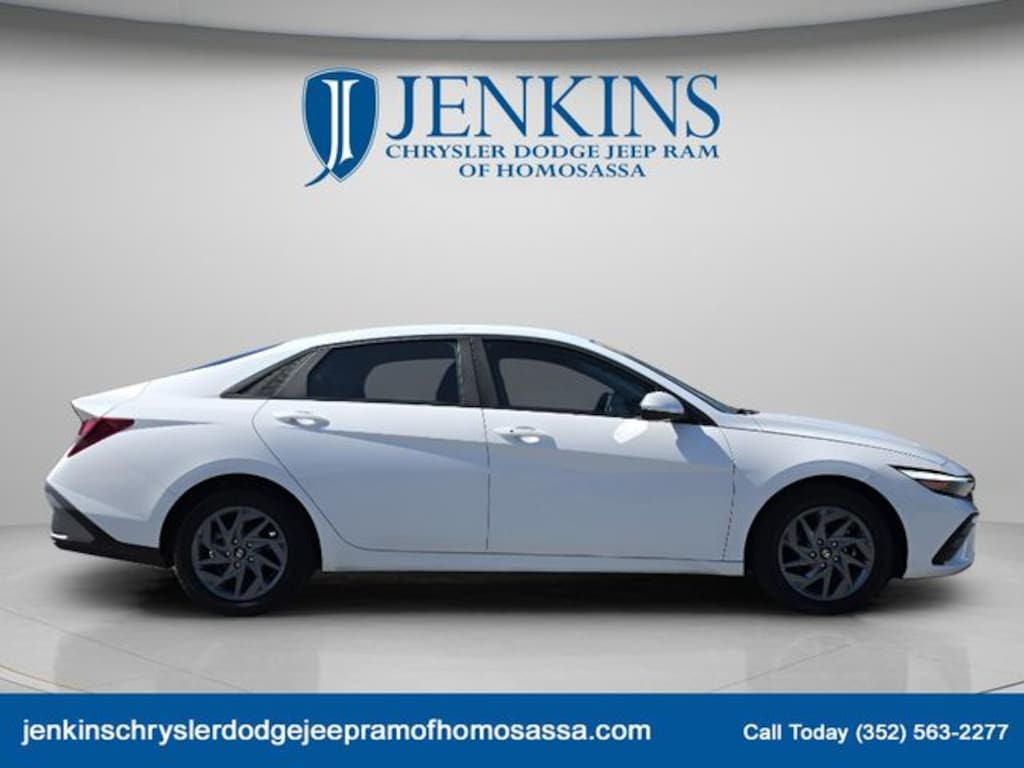 Used 2024 Hyundai Elantra SEL Sedan