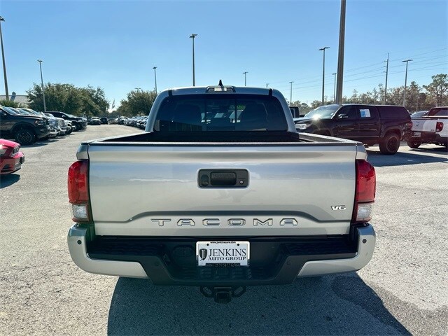 2023 Toyota Tacoma SR5 V6 photo 4