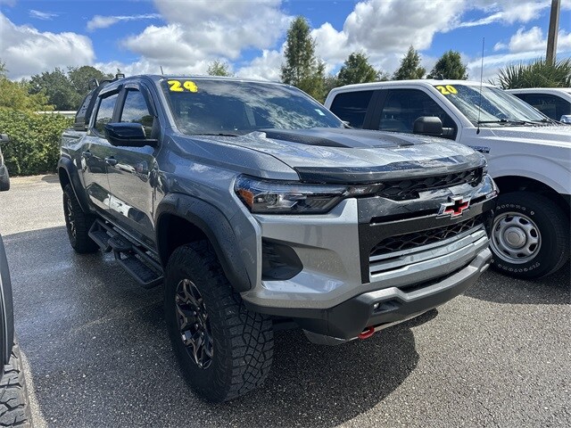 2024 Chevrolet Colorado ZR2 photo 3