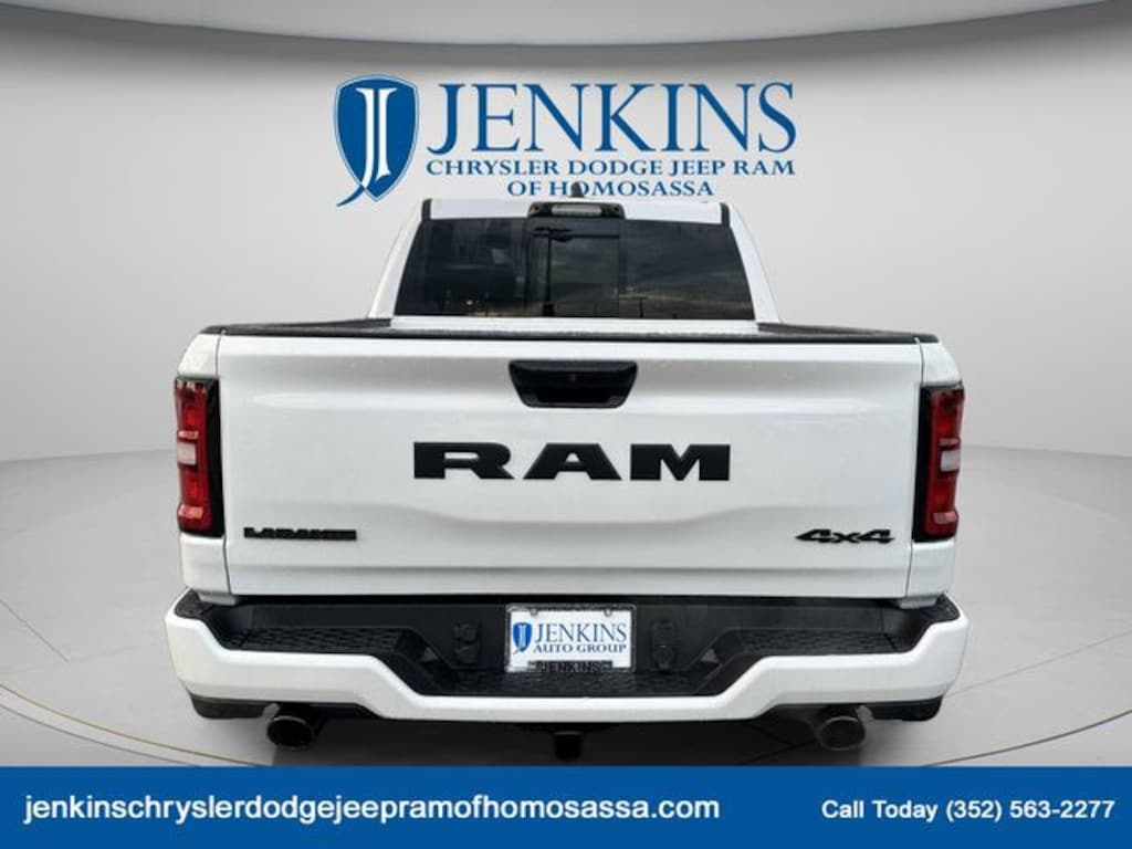 New 2026 Ram 1500 LARAMIE CREW CAB 4X4 5'7 BOX Pickup