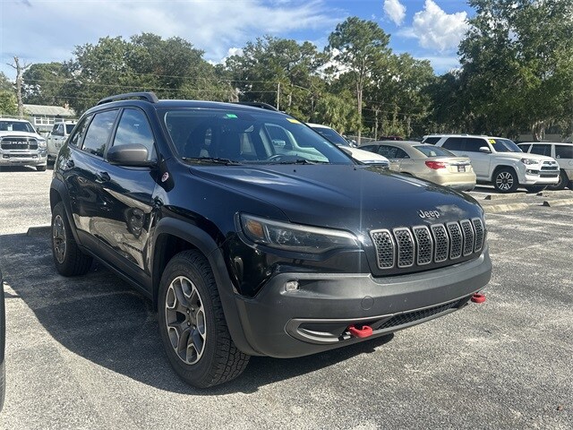2020 Jeep Cherokee Trailhawk photo 2