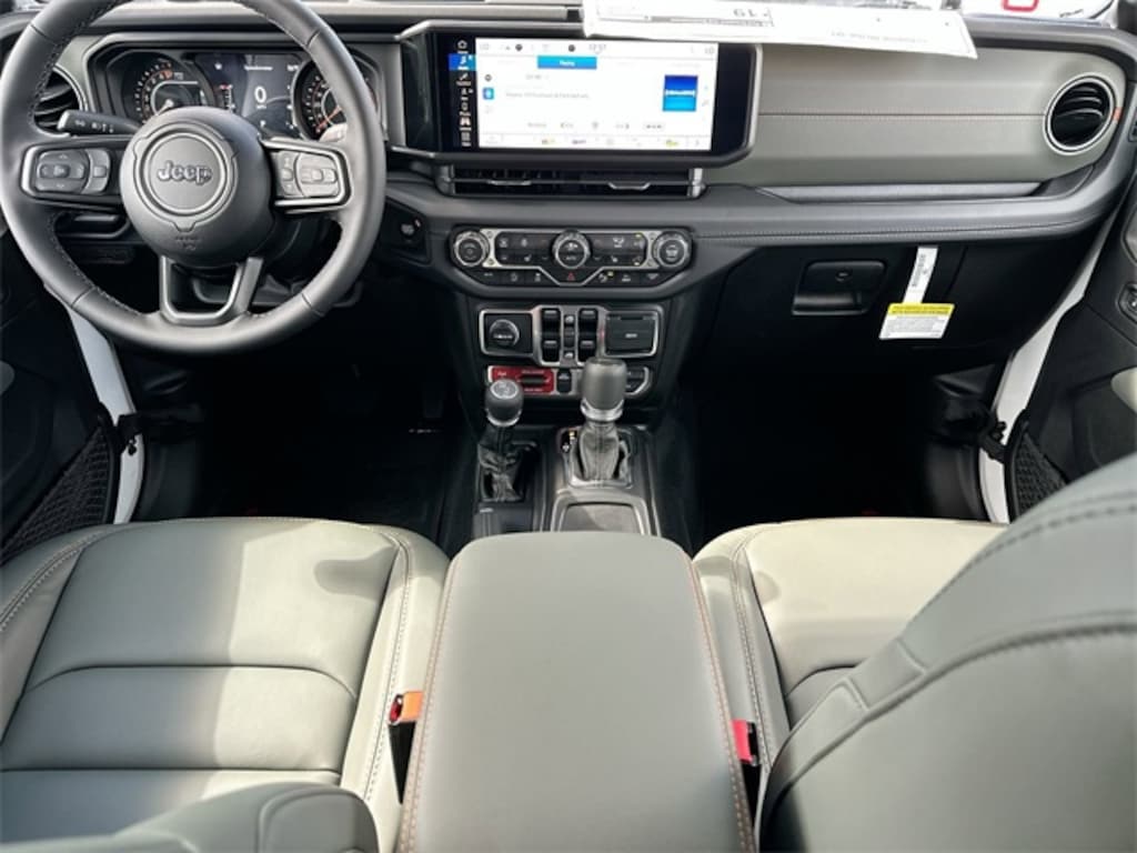 New 2025 Jeep Gladiator MOJAVE 4X4 Pickup