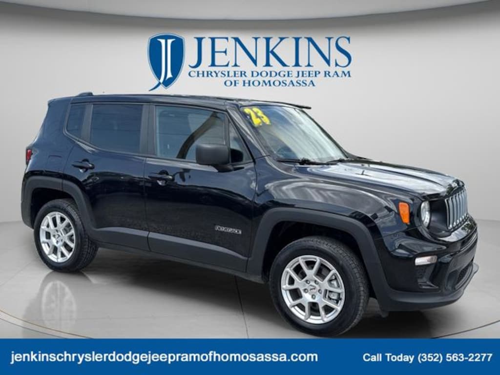 Used 2023 Jeep Renegade Latitude SUV