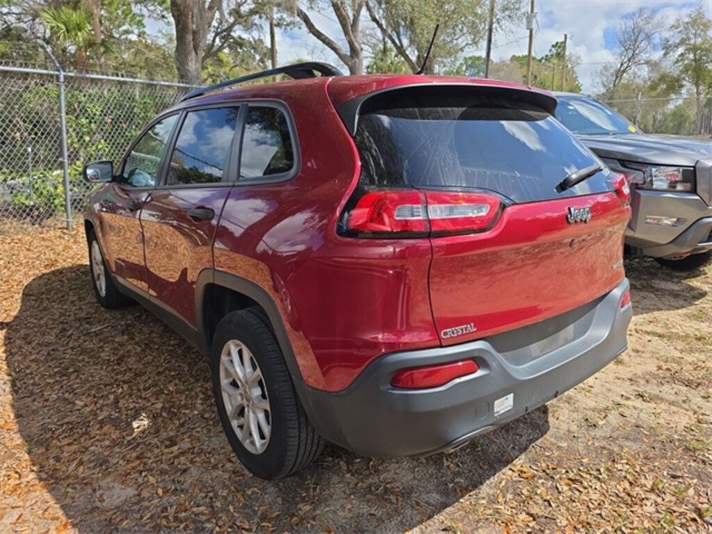Used 2016 Jeep Cherokee Sport FWD SUV