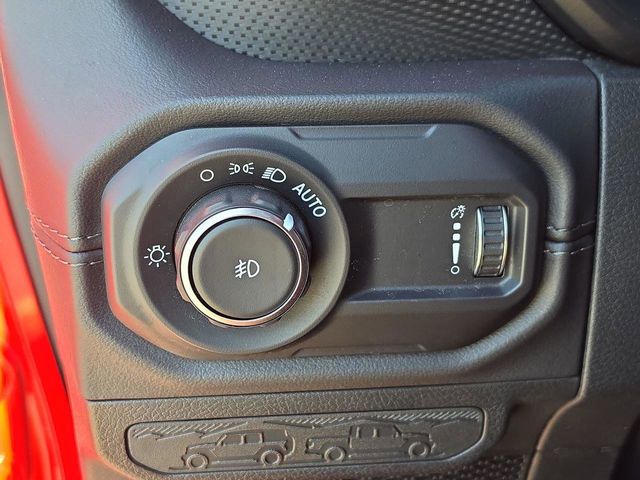 2024 Jeep Wrangler 4-Door Rubicon 392 - Photo 35