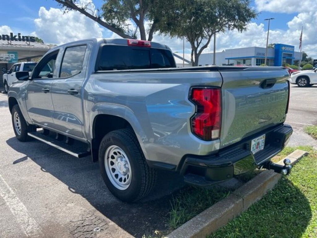Used 2024 Chevrolet Colorado WT Truck Crew Cab