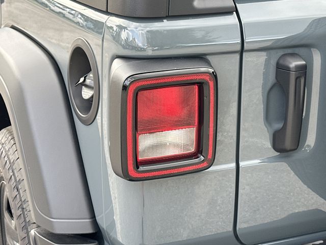 2025 Jeep Wrangler 4-Door Sport - Photo 7