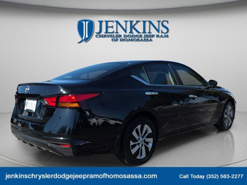 Used 2023 Nissan Altima 2.5 S Sedan