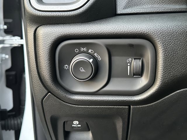 2026 RAM 1500 Tradesman - Photo 26
