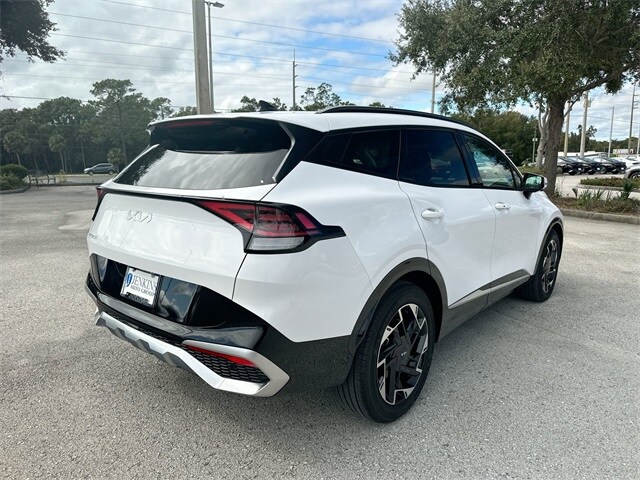 2023 Kia Sportage photo 3