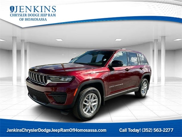 2025 Jeep Grand Cherokee Laredo's photo