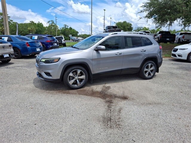 2020 Jeep Cherokee Limited photo 2