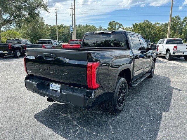 2024 Toyota Tundra SR5 CrewMax photo 4