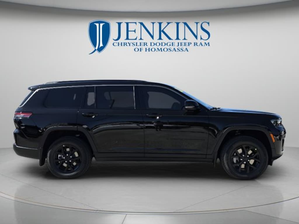 New 2026 Jeep Grand Cherokee L LAREDO ALTITUDE 4X4 Sport Utility
