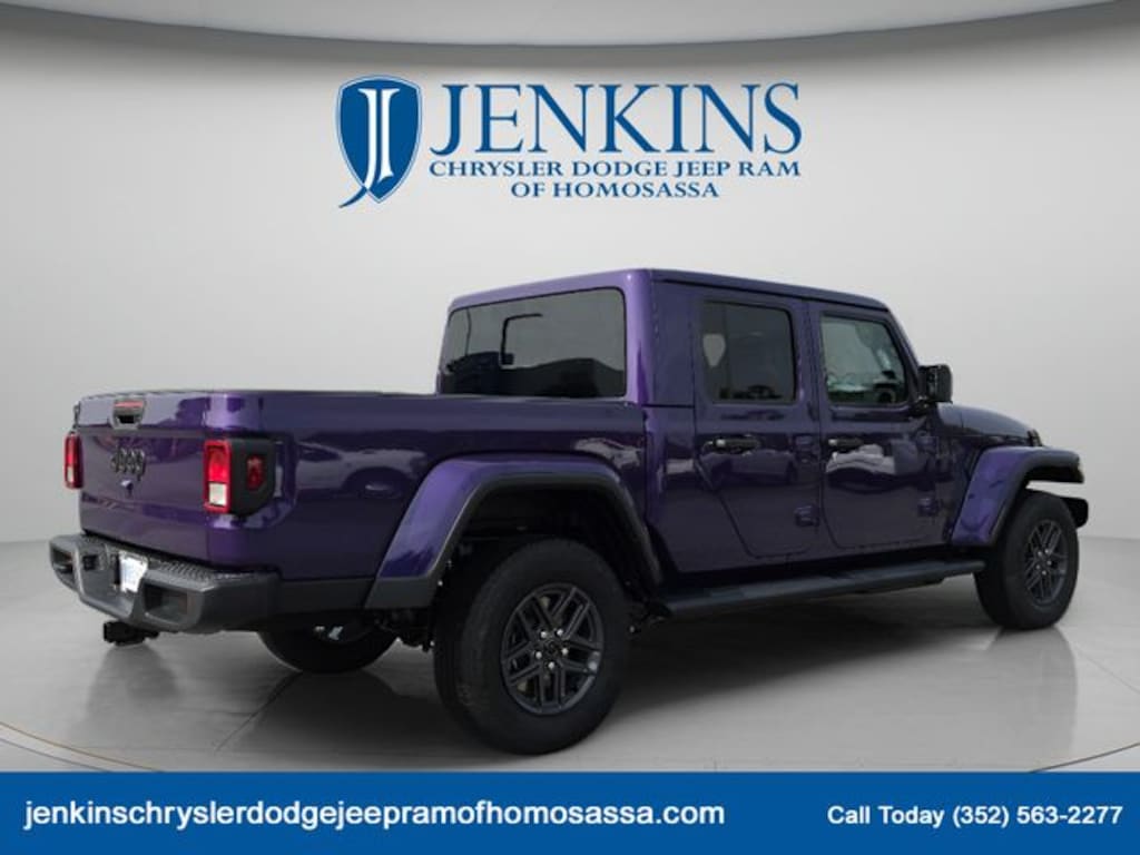 New 2026 Jeep Gladiator SPORT S 4X4 Pickup