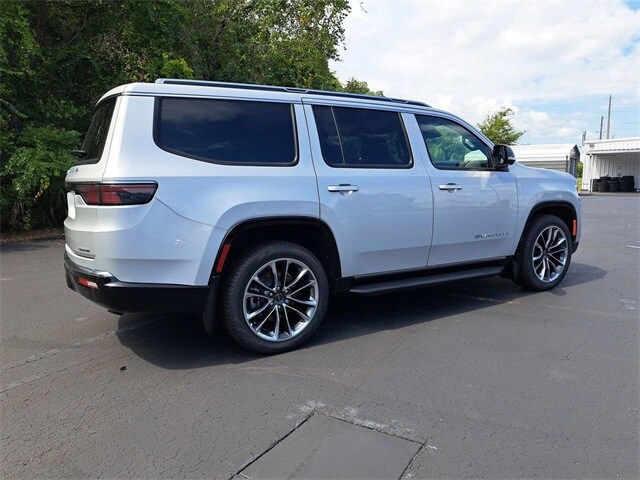 2024 Jeep Wagoneer Series II photo 4