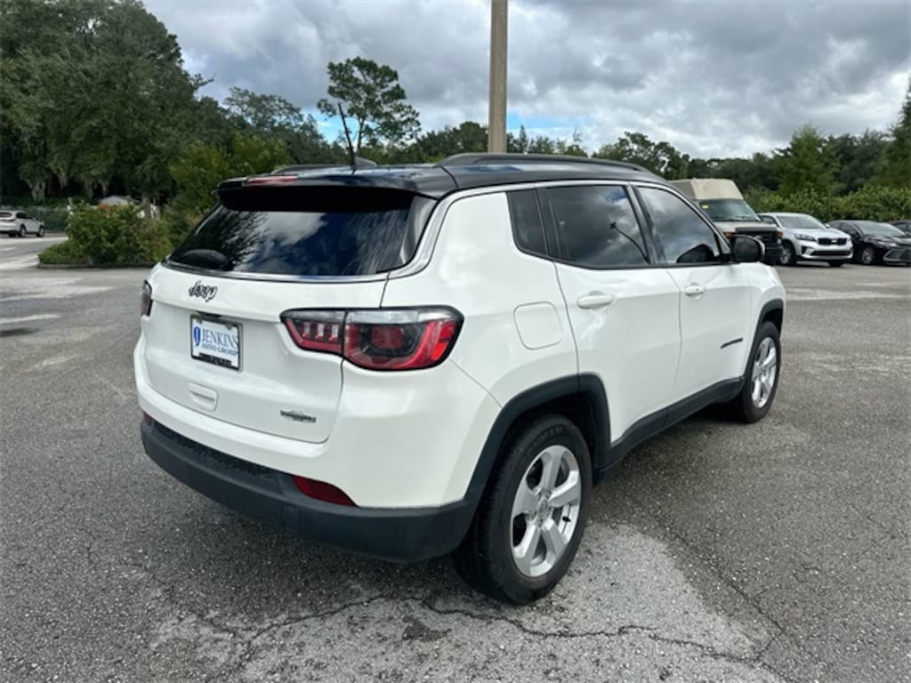 Used 2019 Jeep Compass Latitude FWD SUV